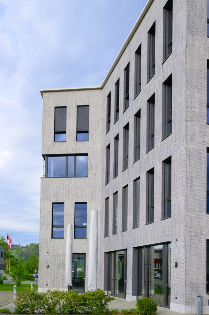 2024-04-15_Estermann_Büro_001