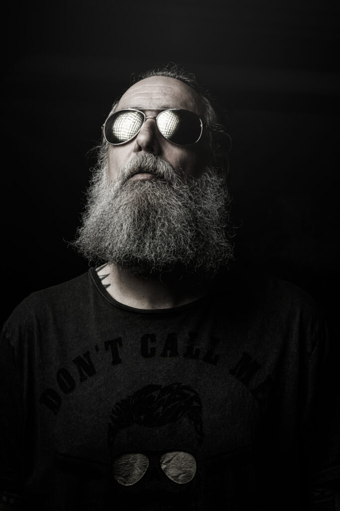 2024-10-26_ThomasMetzger_sunglasses_102-Bearbeitet-2