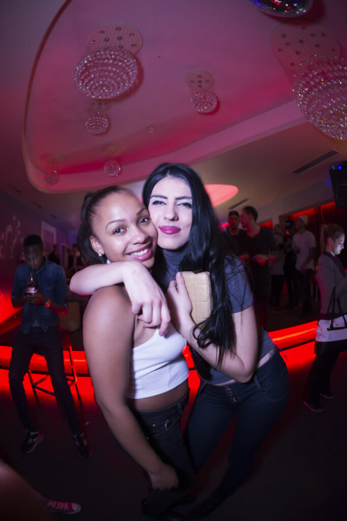 2014-12-20_Stay_Young_Aubrey_Rumors_009