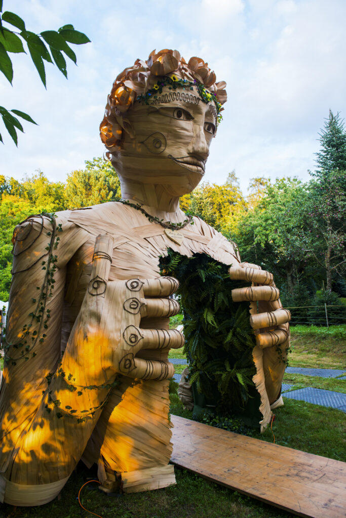 2020-09-12_10_Dekoration_Waldlichtung_169