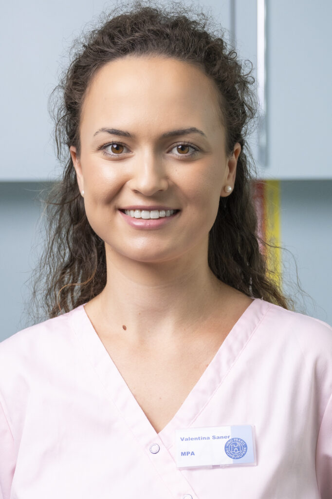 2025-09-04_PraxisDr.Gerber_V.Saner_033-Bearbeitet-2