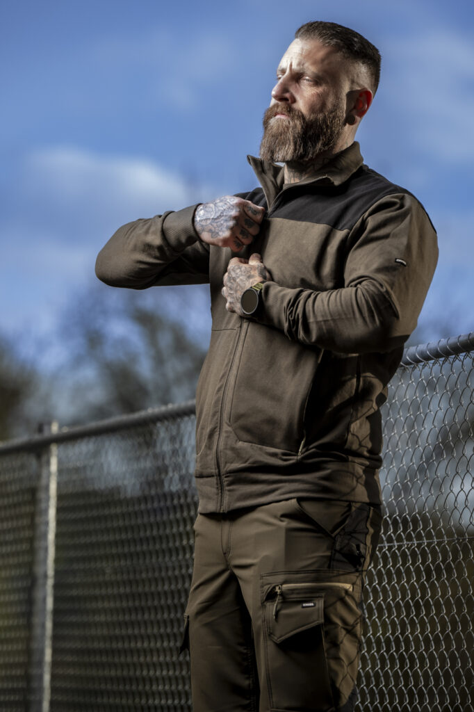 2026-03-26_Roman_EngelWear_320